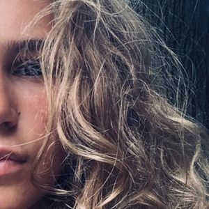 Meet your Posher, Harmony